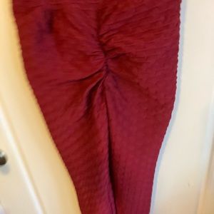 Scrunch butt leggings